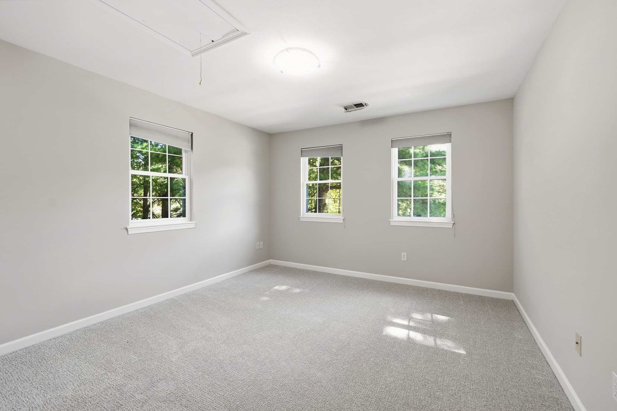 Condominium at 5 Southwood Dr # 50, Southborough MA 01772, Southborough, photo 30 of 39