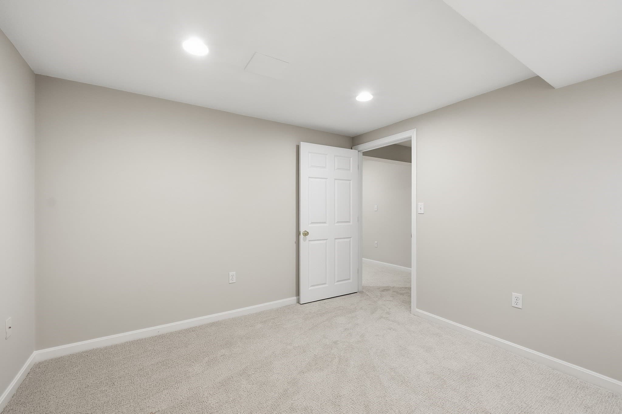 Condominium at 5 Southwood Dr # 50, Southborough MA 01772, Southborough, photo 37 of 39