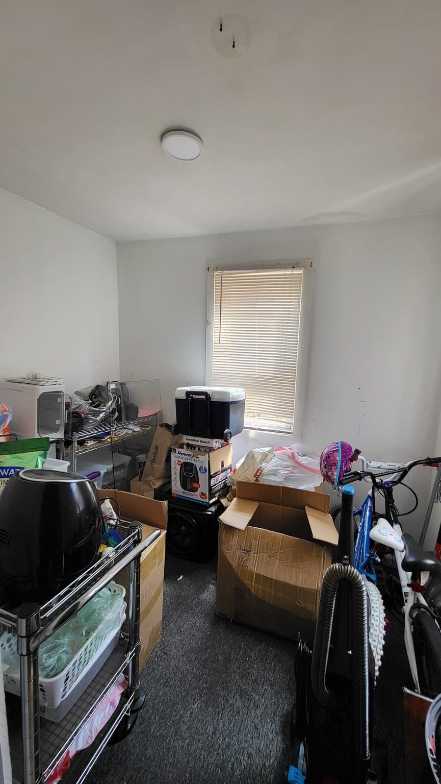 3 Family at 82-84 Willie Street, Lowell MA 01854, Lowell, photo 27 of 32