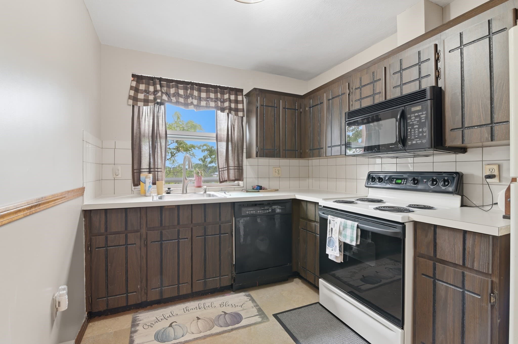 Condominium at 115 W Squantum St # 513, Quincy MA 02171, Quincy, photo 10 of 38