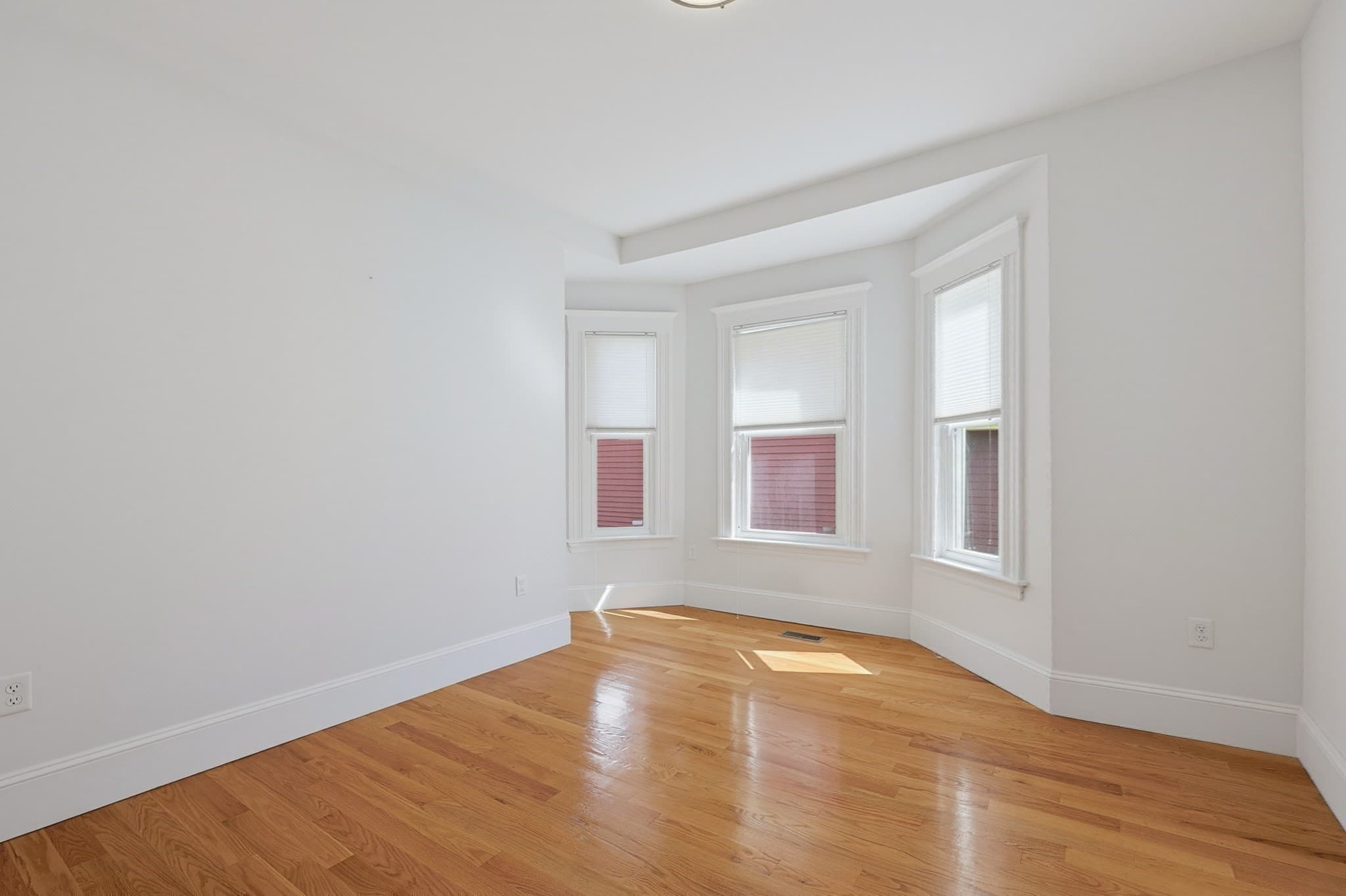 Condominium at 54 Bloomfield St # 1, Boston MA 02124, Boston, photo 23 of 28