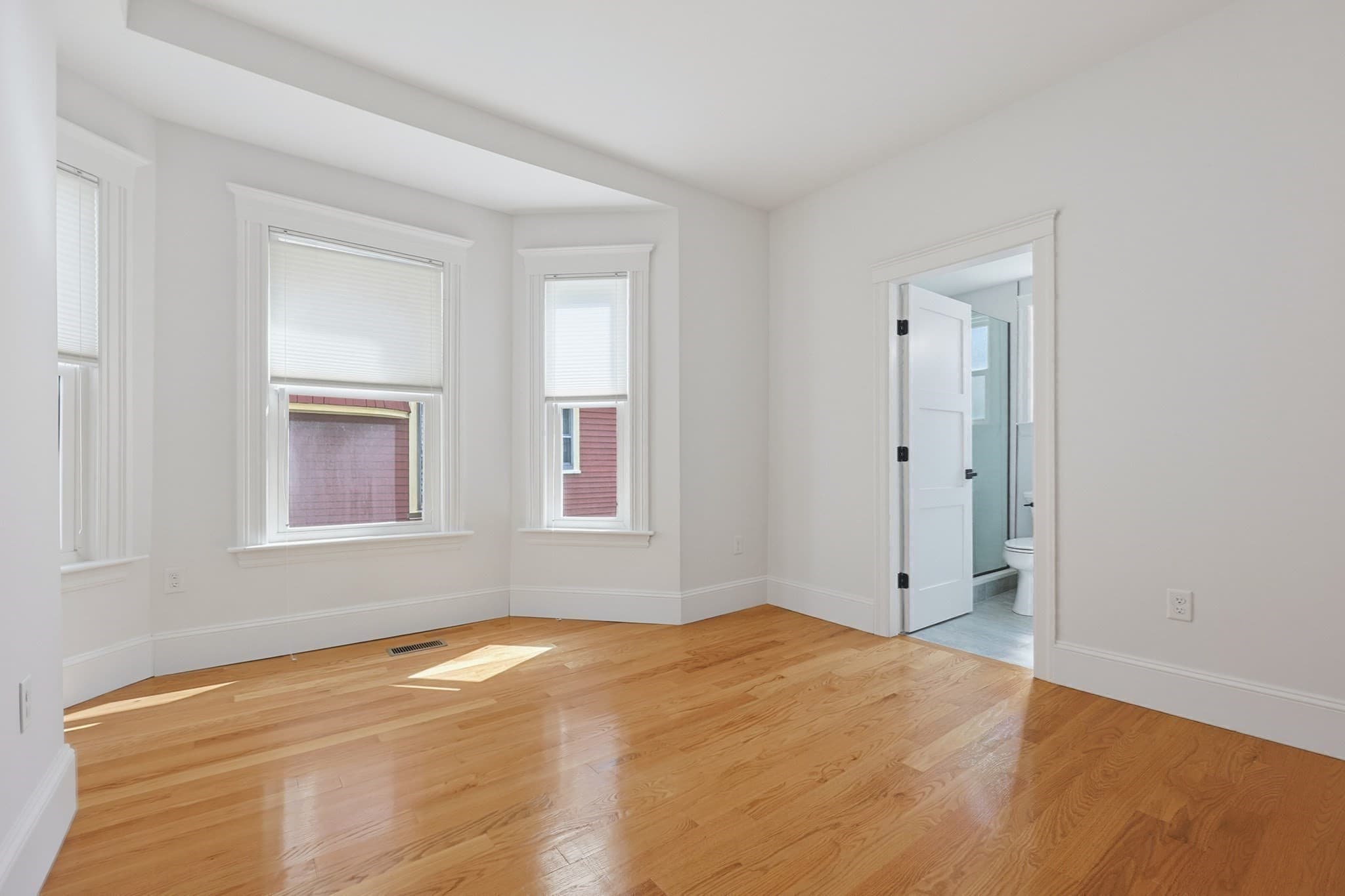 Condominium at 54 Bloomfield St # 1, Boston MA 02124, Boston, photo 22 of 28