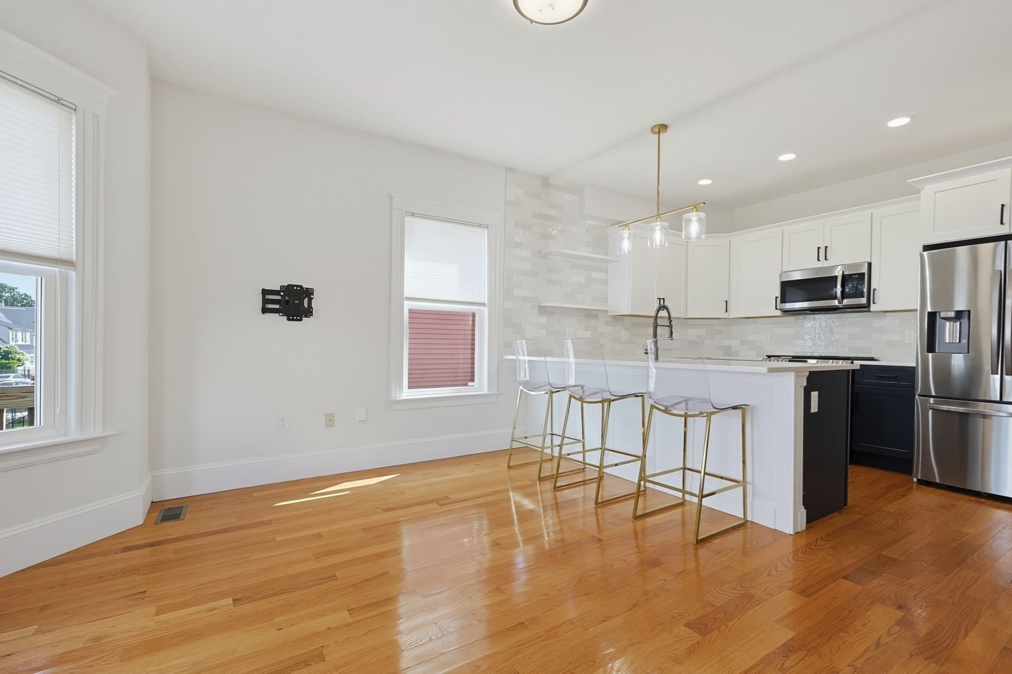 Condominium at 54 Bloomfield St # 1, Boston MA 02124, Boston, photo 5 of 28