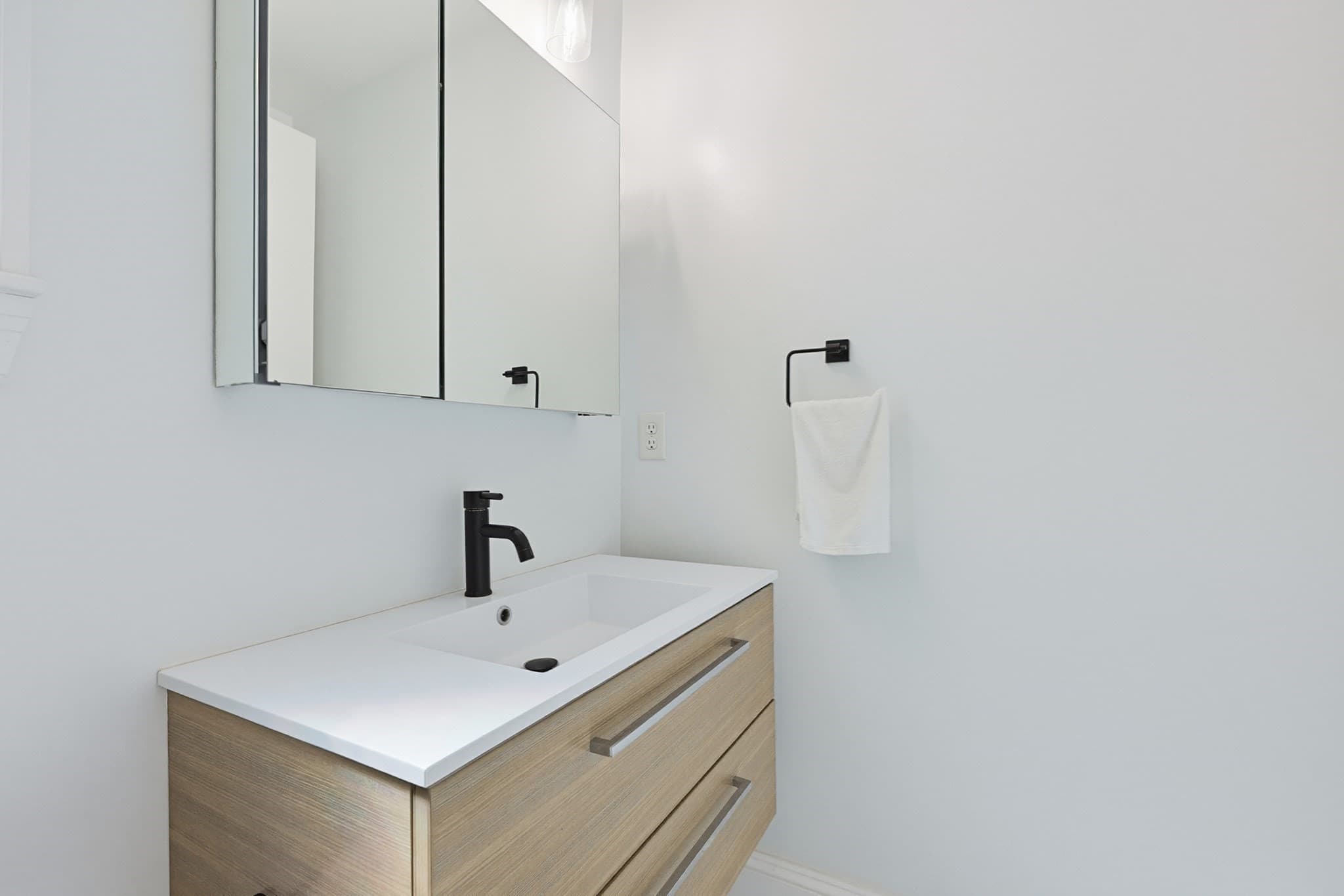 Condominium at 54 Bloomfield St # 1, Boston MA 02124, Boston, photo 21 of 28