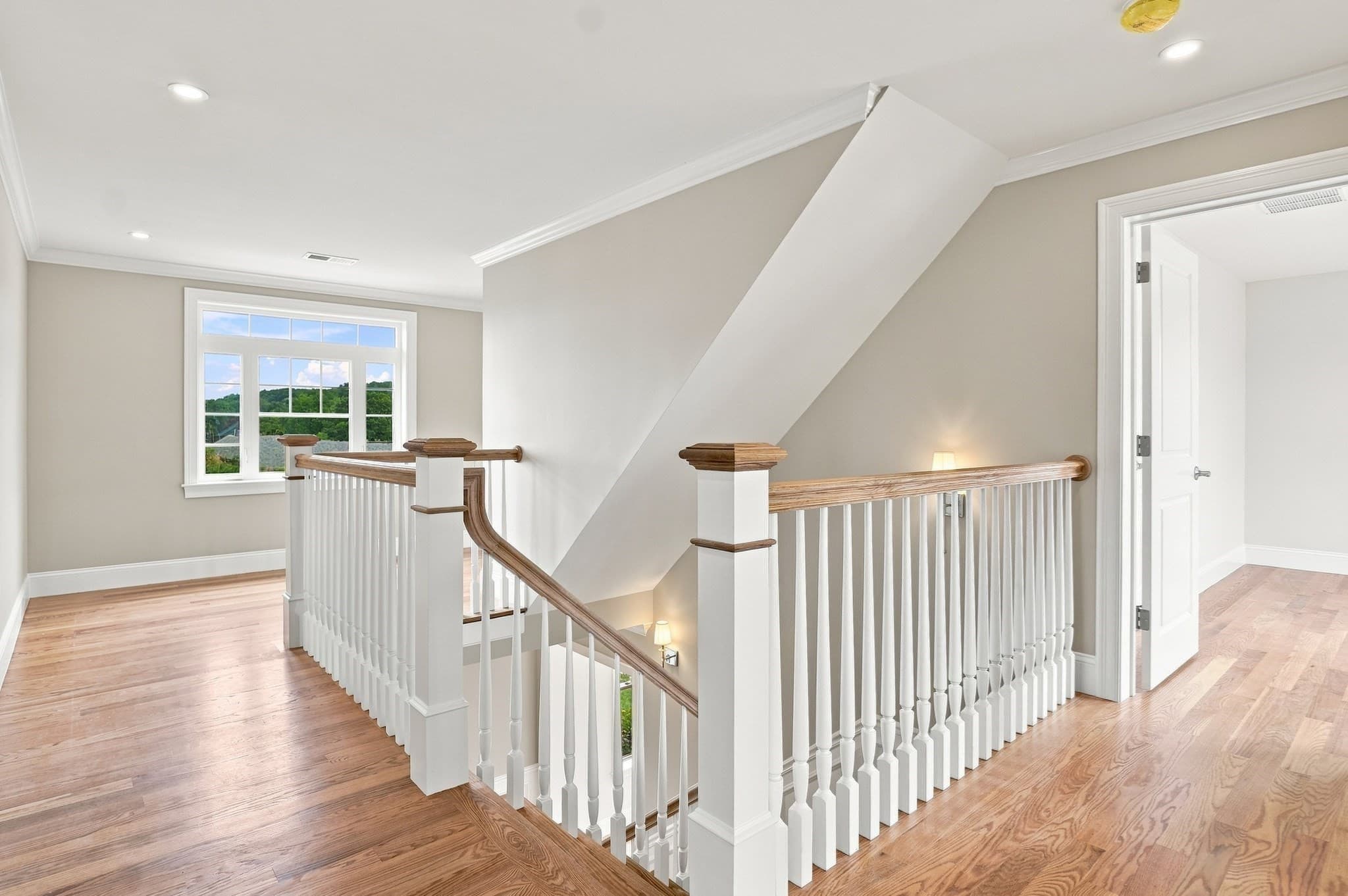 Single Family Residence at 36 Ferullo Drive, Woburn MA 01801, Woburn, photo 17 of 40