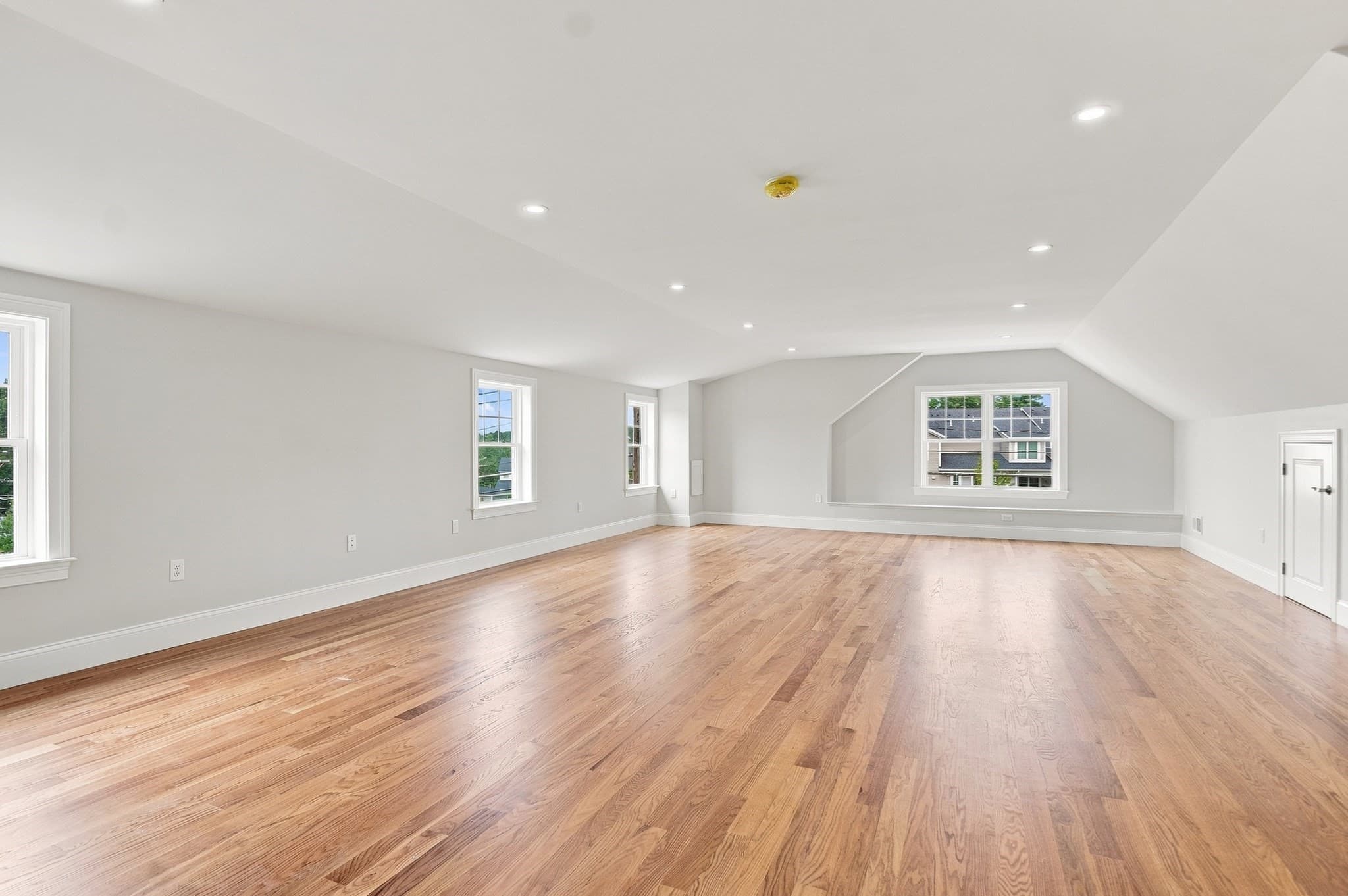 Single Family Residence at 36 Ferullo Drive, Woburn MA 01801, Woburn, photo 26 of 40