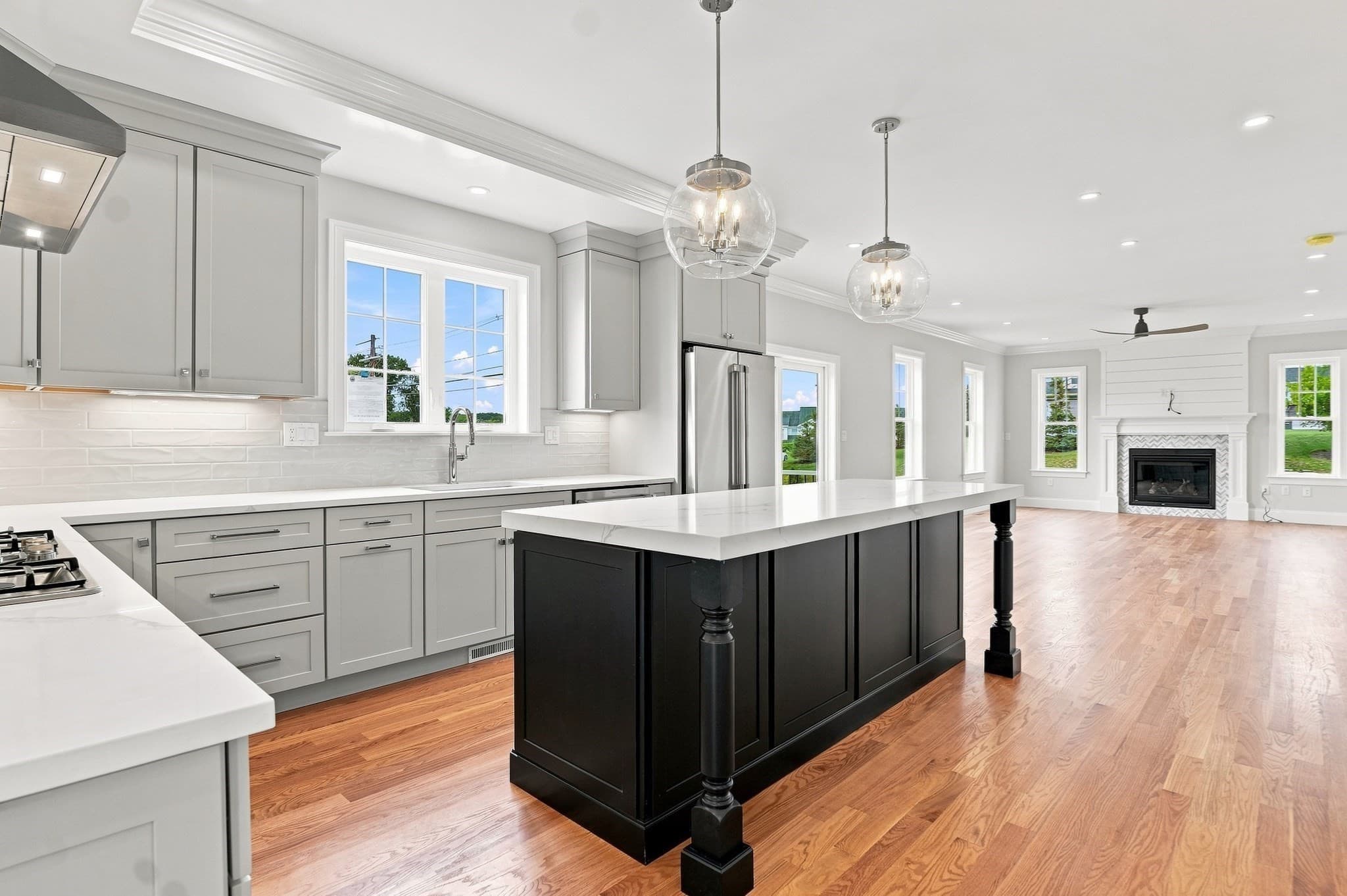 Single Family Residence at 36 Ferullo Drive, Woburn MA 01801, Woburn, photo 7 of 40