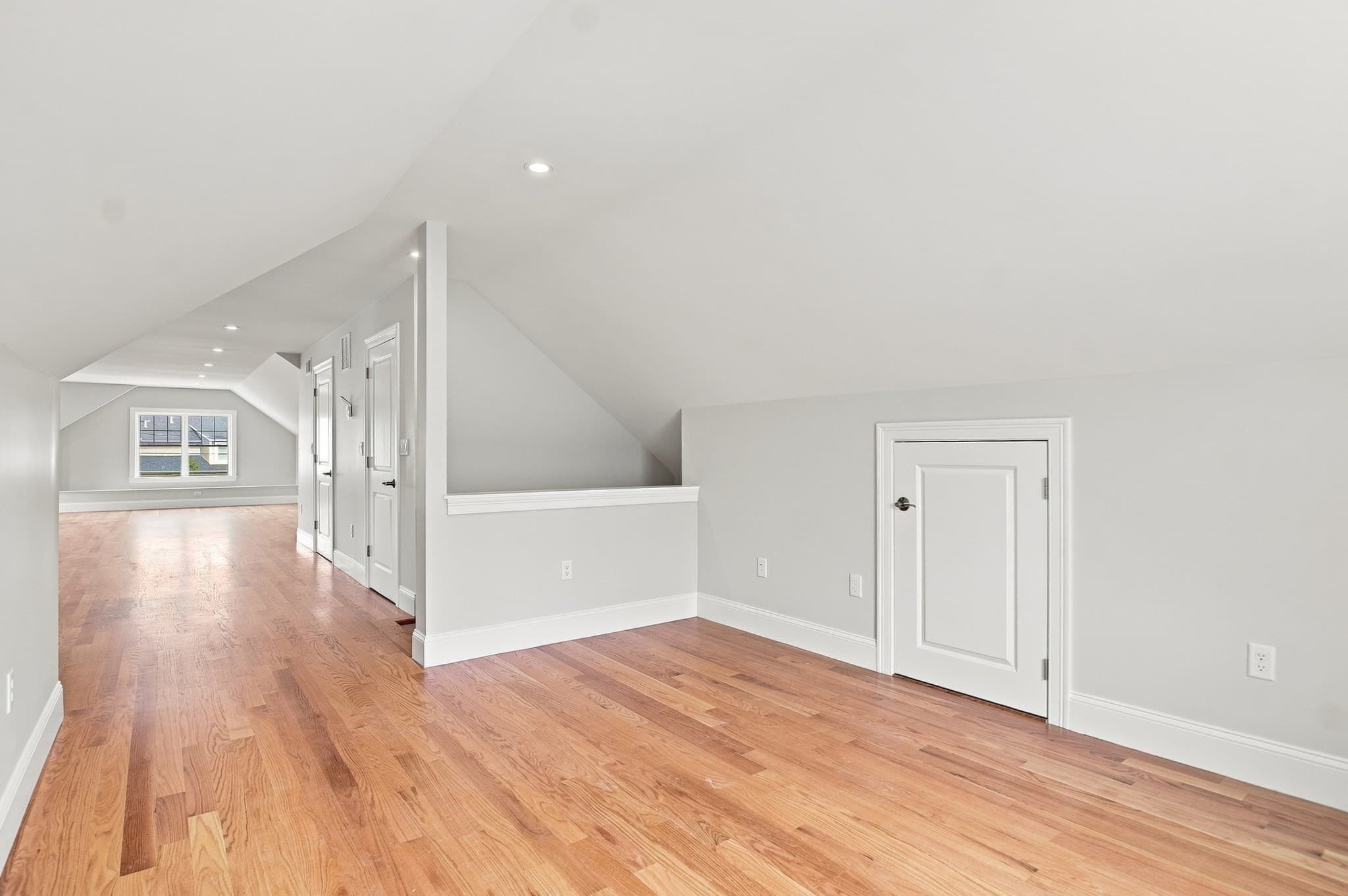 Single Family Residence at 36 Ferullo Drive, Woburn MA 01801, Woburn, photo 29 of 40