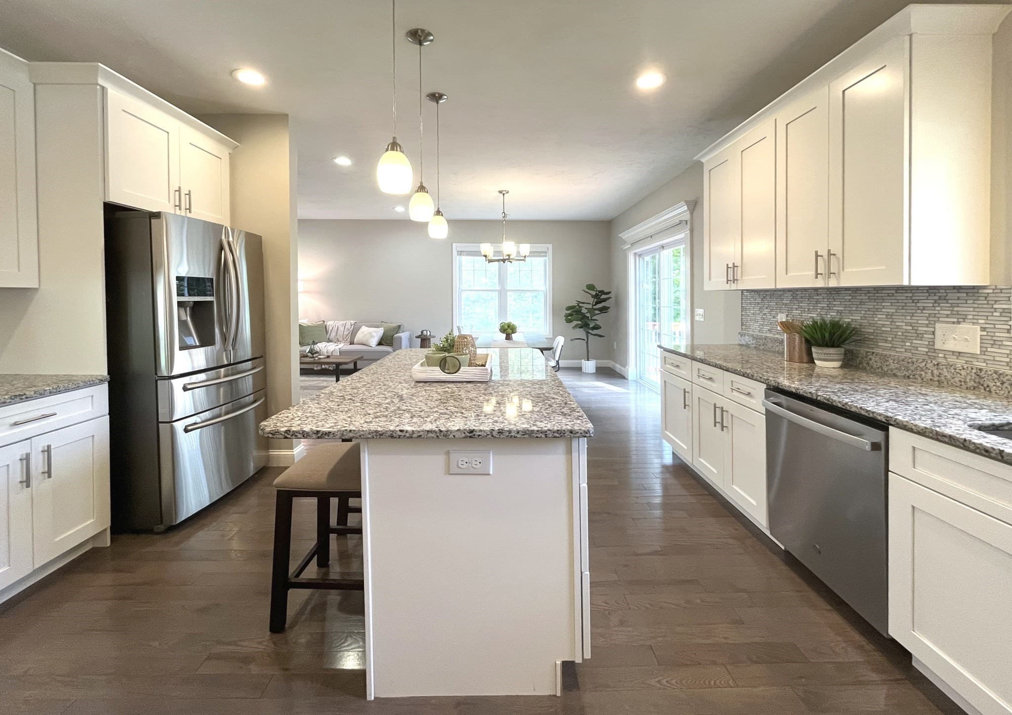 Condominium at 20 Beacon St # 20, Shrewsbury MA 01545, photo 7 of 30