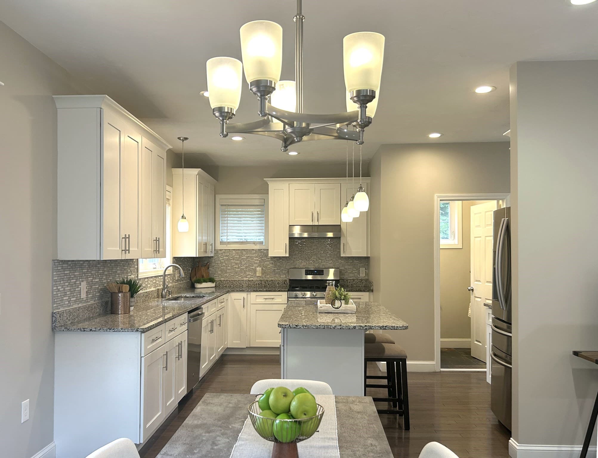 Condominium at 20 Beacon St # 20, Shrewsbury MA 01545, photo 4 of 30