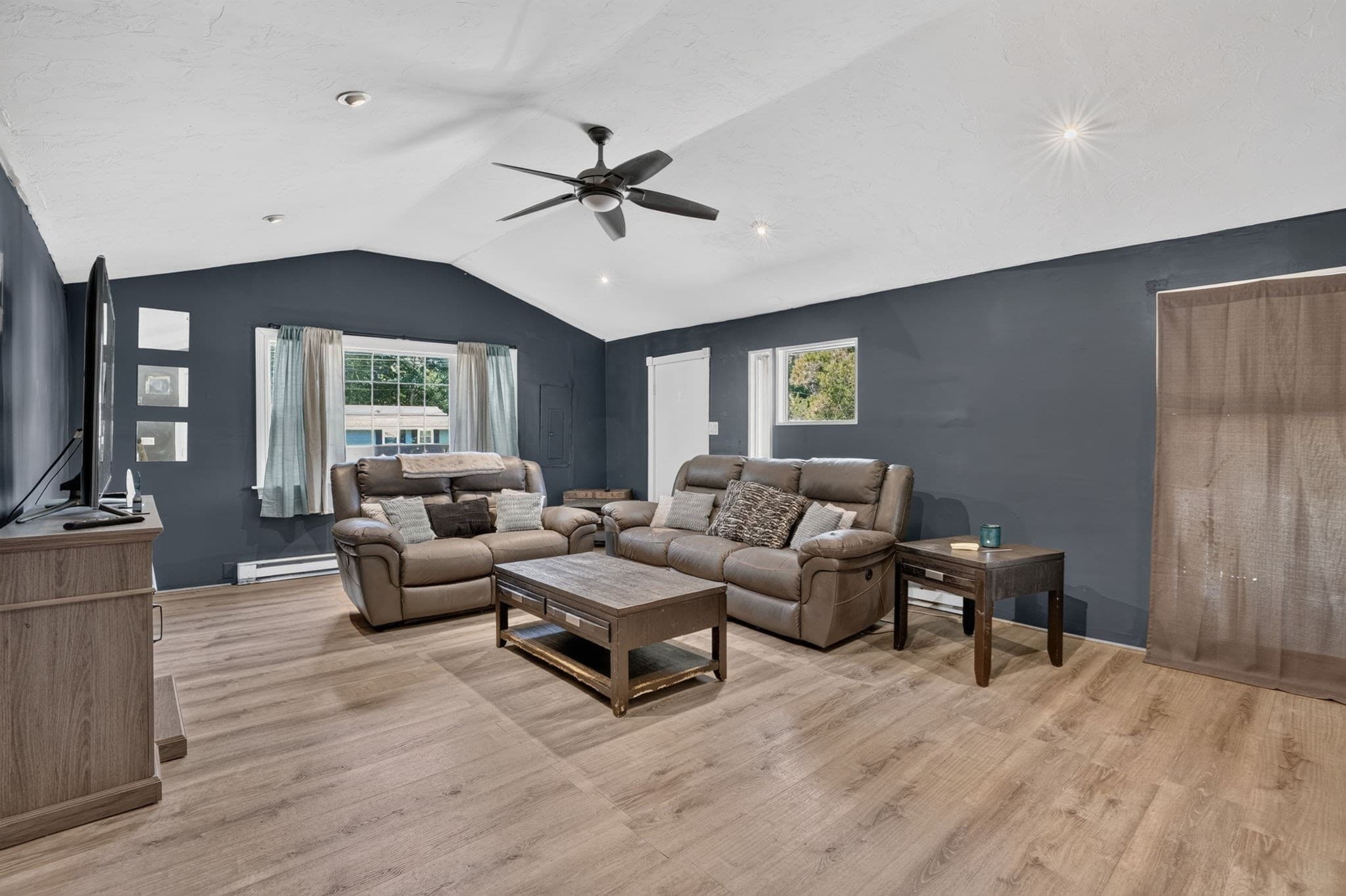Single Family Residence at 223 Elsie Rd, Brockton MA 02302, Brockton, photo 11 of 36