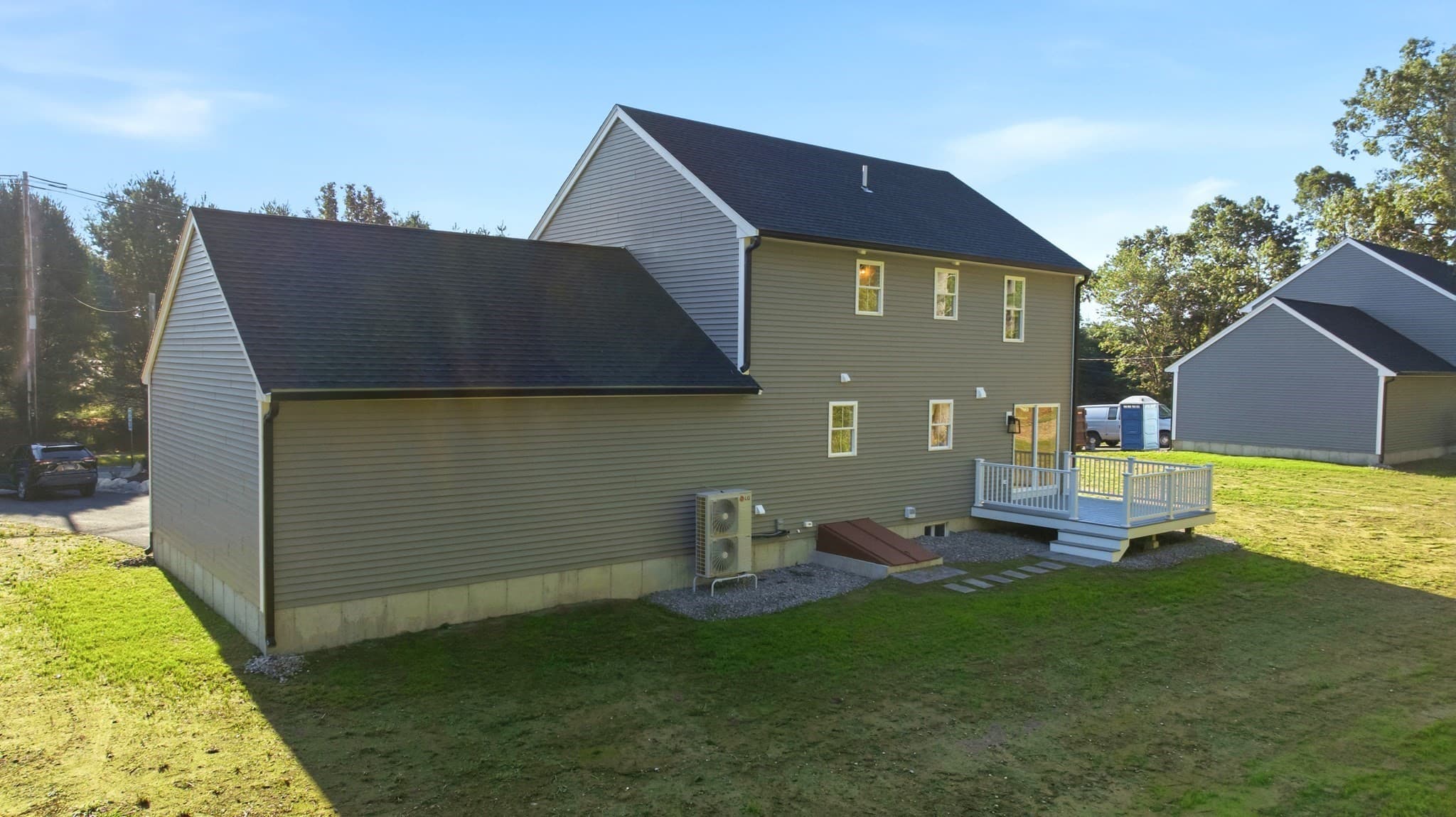 Single Family Residence at 158 Plain St, Bridgewater MA 02324, Bridgewater, photo 6 of 39