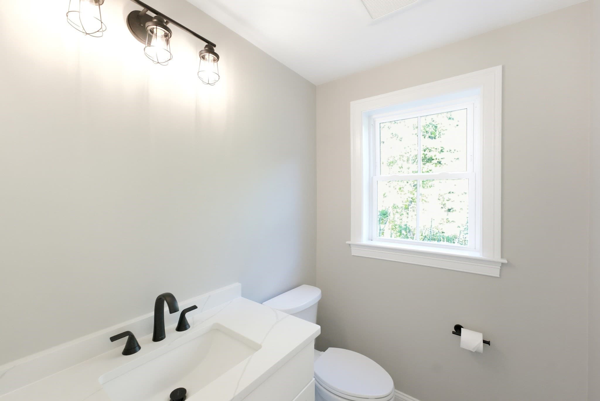 Single Family Residence at 158 Plain St, Bridgewater MA 02324, Bridgewater, photo 19 of 39