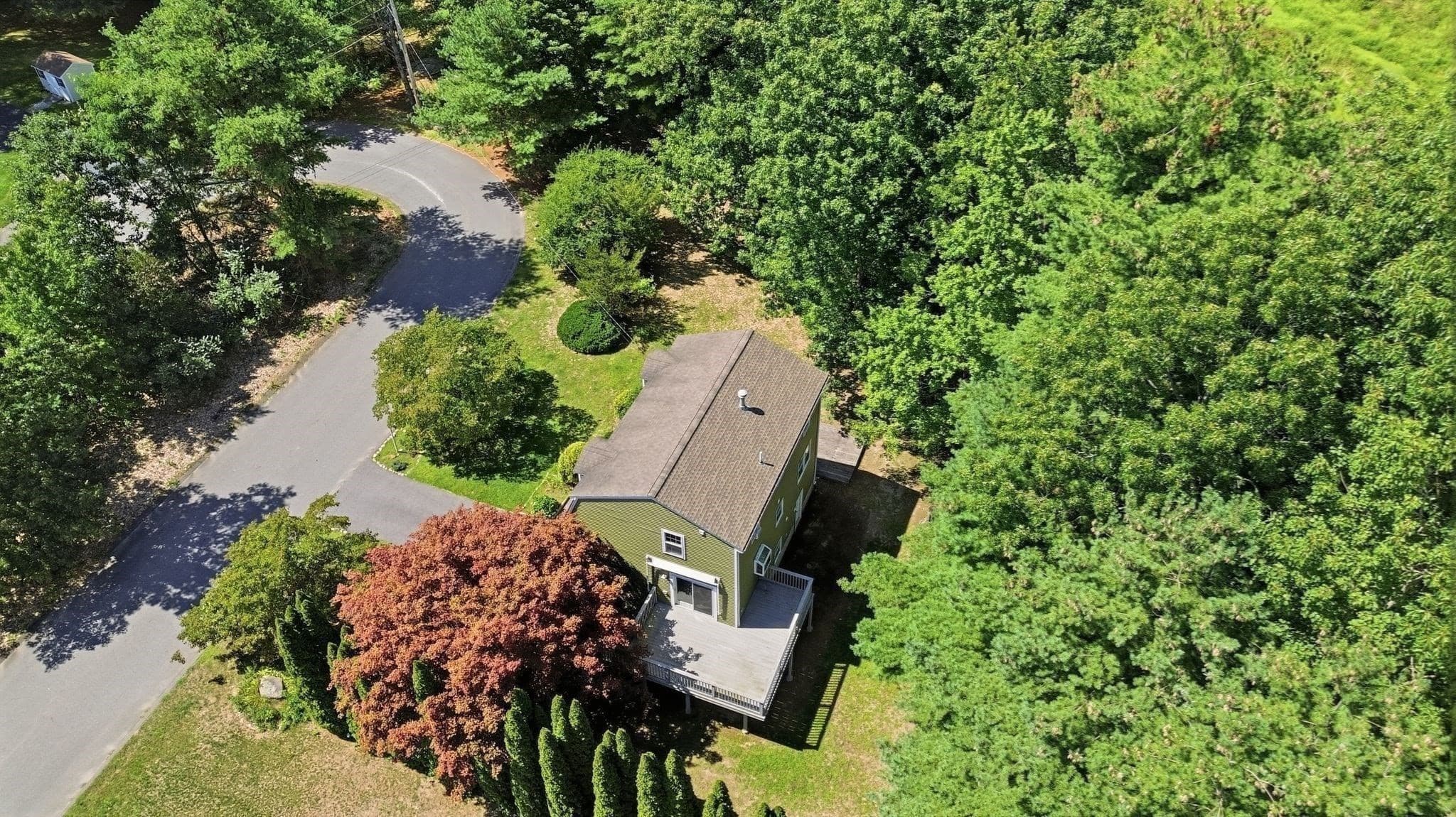 Single Family Residence at 121 Regina S Dr, Tewksbury MA 01876, Tewksbury, photo 32 of 34