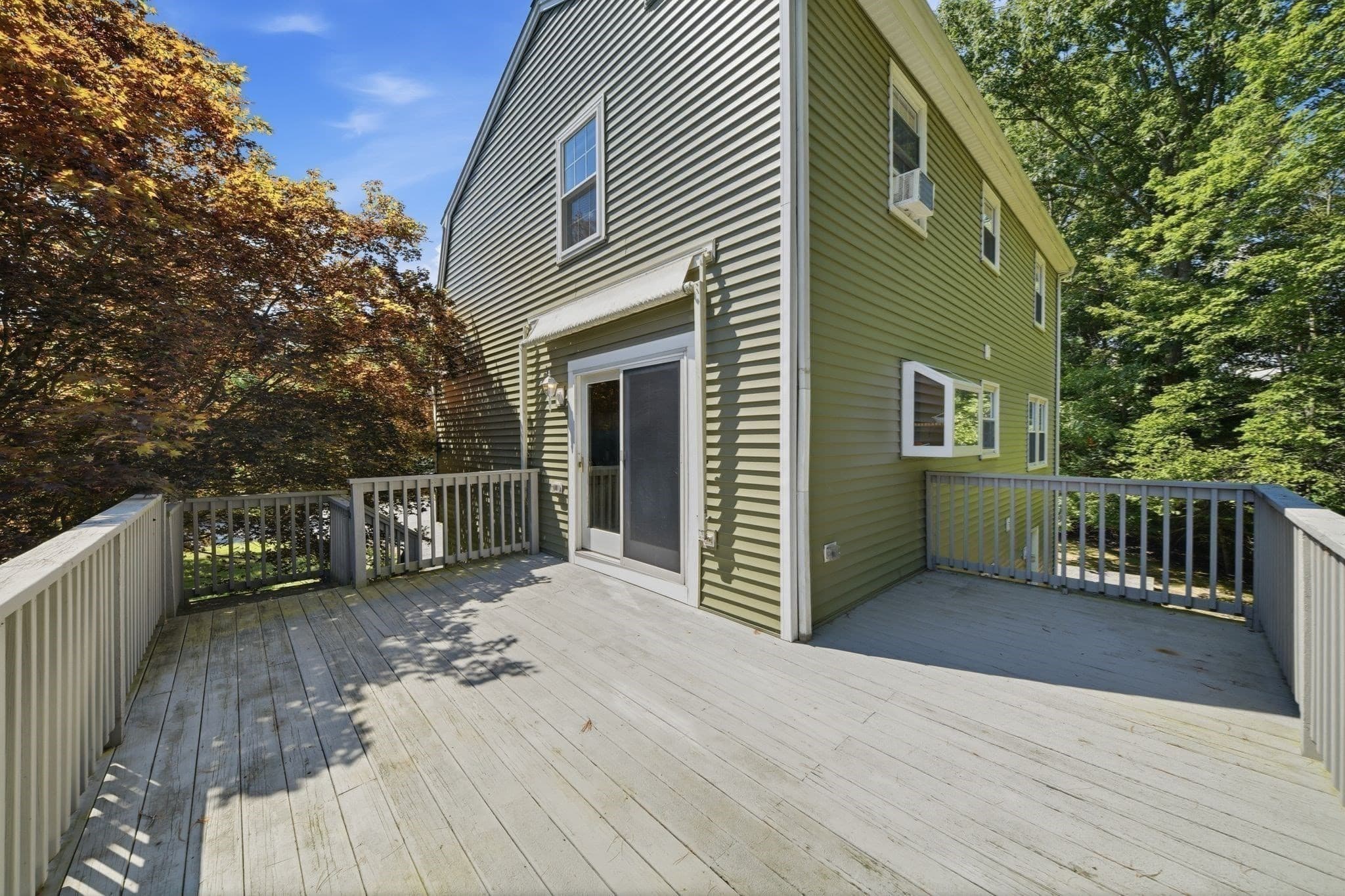 Single Family Residence at 121 Regina S Dr, Tewksbury MA 01876, Tewksbury, photo 30 of 34