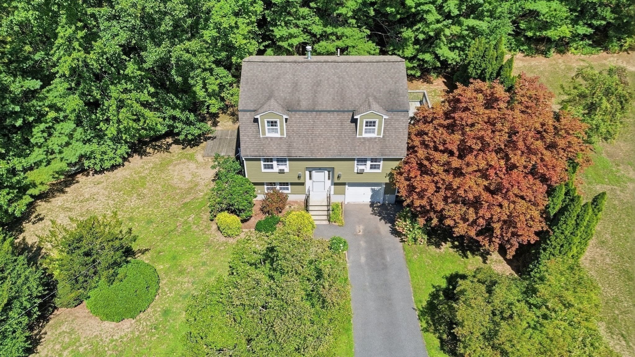 Single Family Residence at 121 Regina S Dr, Tewksbury MA 01876, Tewksbury, photo 31 of 34