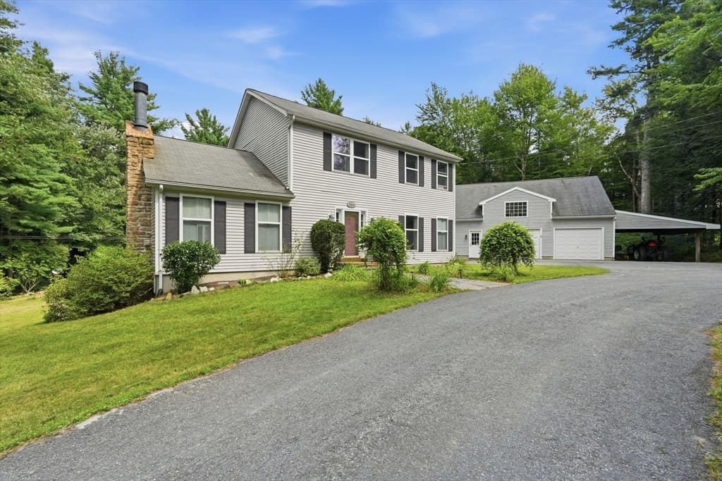 Single Family Residence at 17 Phelps Ln, Goshen MA 01096, photo 6 of 41