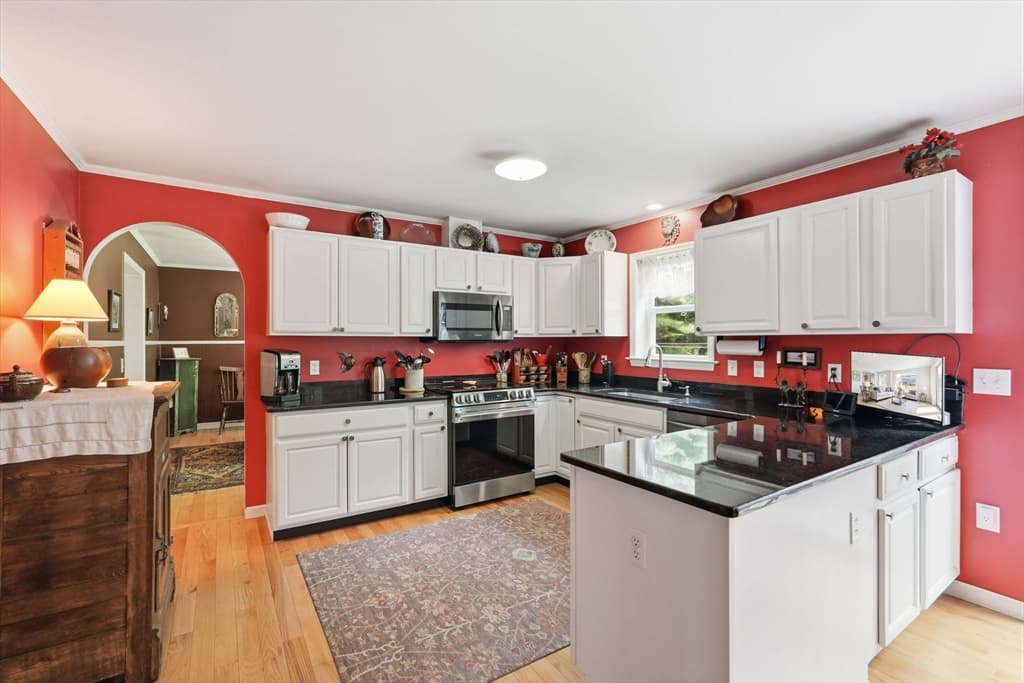 Single Family Residence at 17 Phelps Ln, Goshen MA 01096, photo 17 of 41