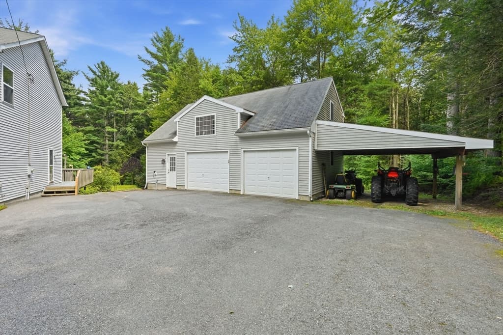 Single Family Residence at 17 Phelps Ln, Goshen MA 01096, photo 3 of 41