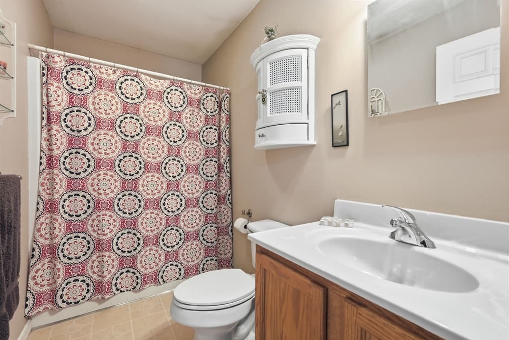 Single Family Residence at 17 Phelps Ln, Goshen MA 01096, photo 32 of 41