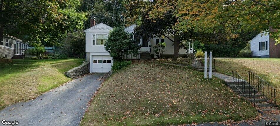 43 Zenith Dr, Worcester MA 01602
