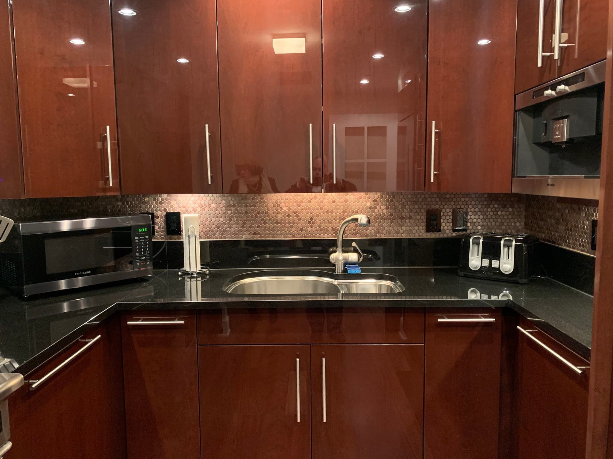 Condominium at 1 Tower Dr # 704, Portsmouth RI 02871, Portsmouth, photo 4 of 10