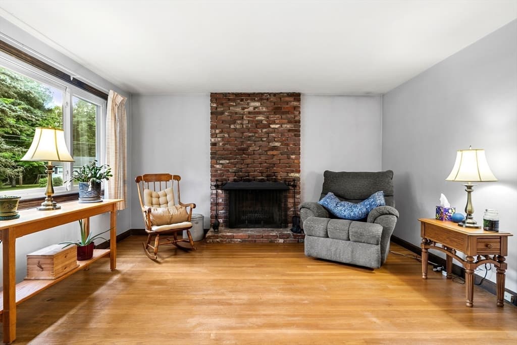Single Family Residence at 16 Crown Rd, Westford MA 01886, Westford, photo 17 of 35