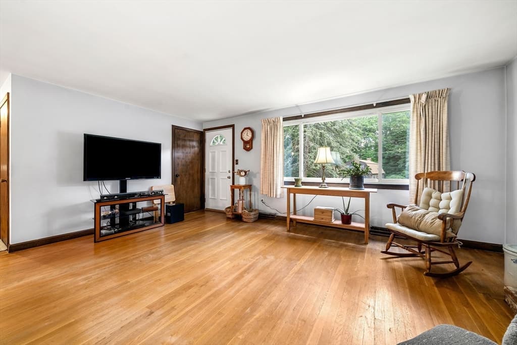 Single Family Residence at 16 Crown Rd, Westford MA 01886, Westford, photo 16 of 35