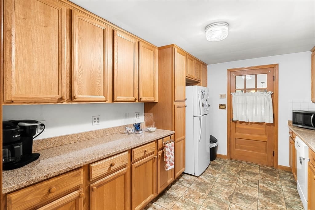 Single Family Residence at 16 Crown Rd, Westford MA 01886, Westford, photo 11 of 35