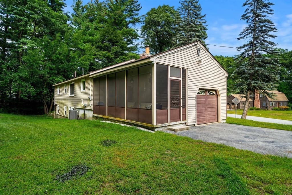 Single Family Residence at 16 Crown Rd, Westford MA 01886, Westford, photo 29 of 35