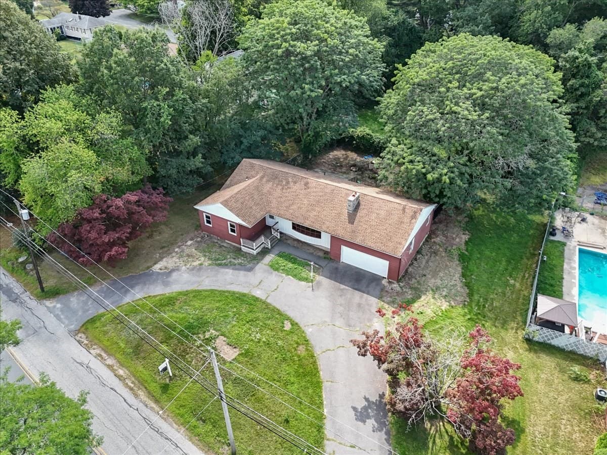 Single Family Residence at 292 Oak St, Methuen MA 01844, Methuen, photo 34 of 39