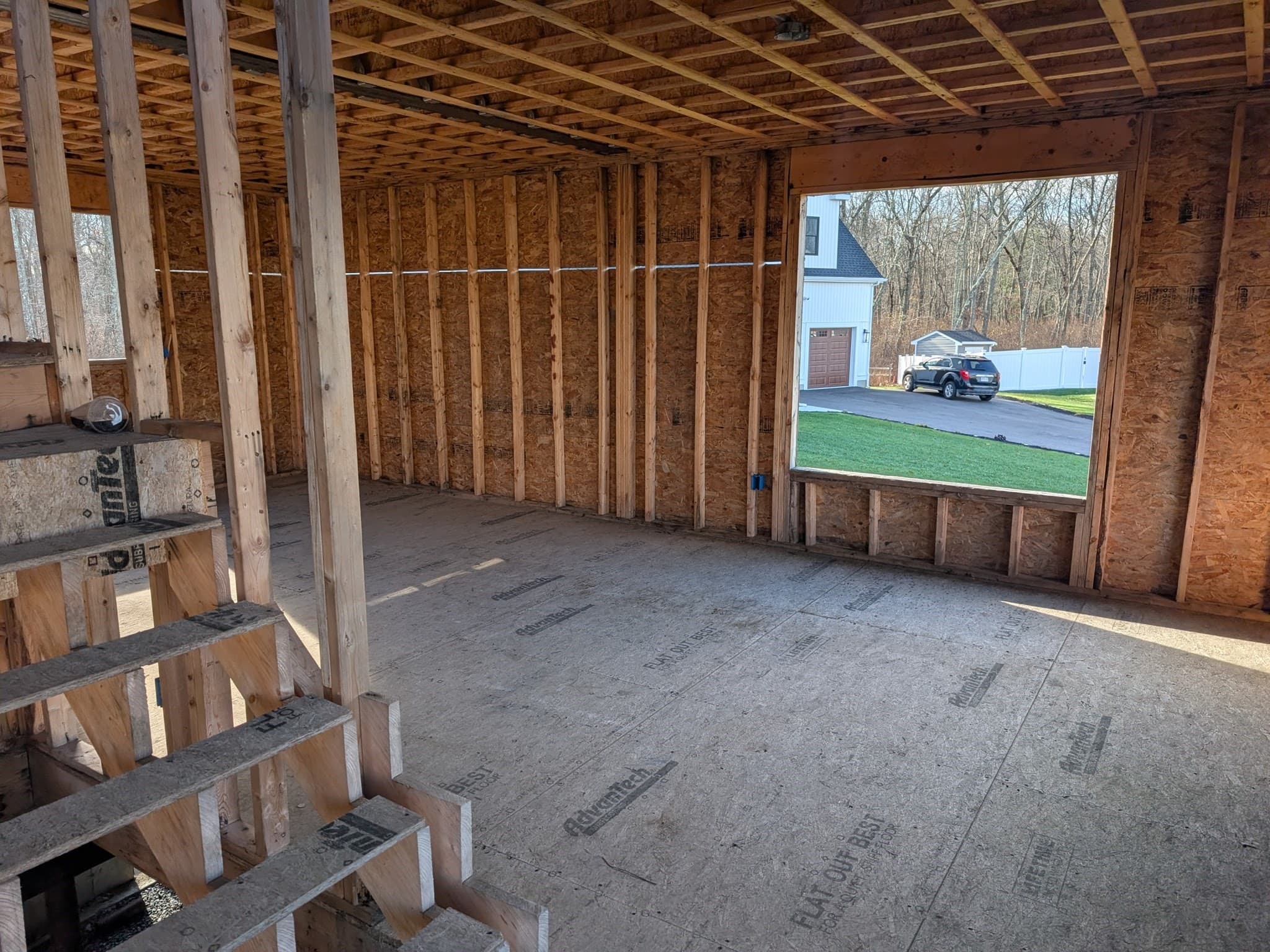 Single Family Residence at 5 Windsor Dr, Attleboro MA 02703, Attleboro, photo 2 of 5