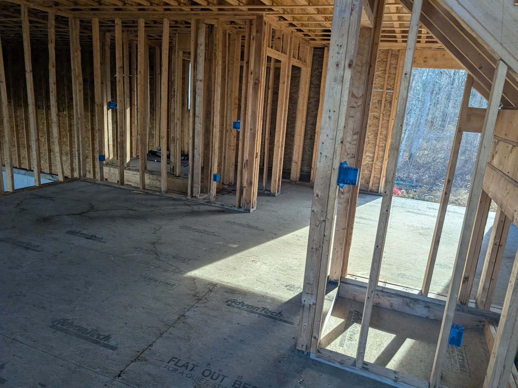 Single Family Residence at 5 Windsor Dr, Attleboro MA 02703, Attleboro, photo 3 of 5