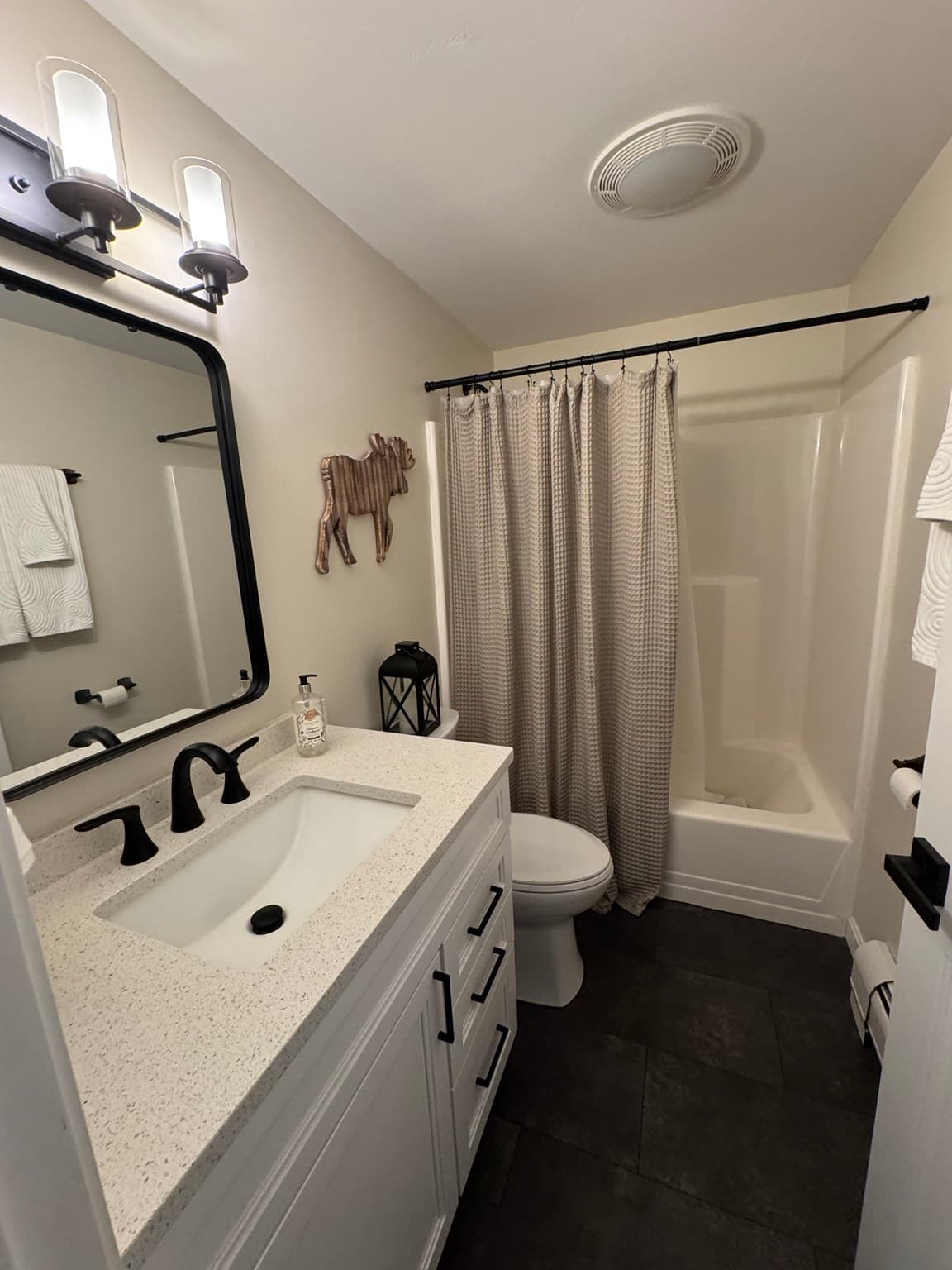 Condominium at 7 Harbor Mist Dr # 7, Fairhaven MA 02719, Fairhaven, photo 27 of 32