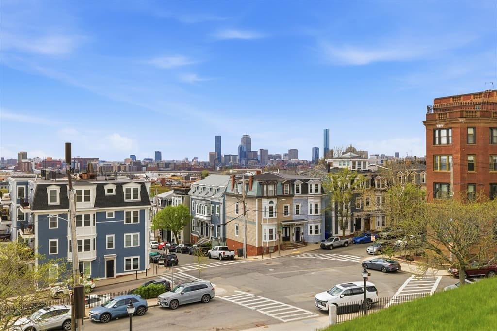 3 Family at 897 East Broadway, Boston MA 02127, Boston, photo 3 of 25