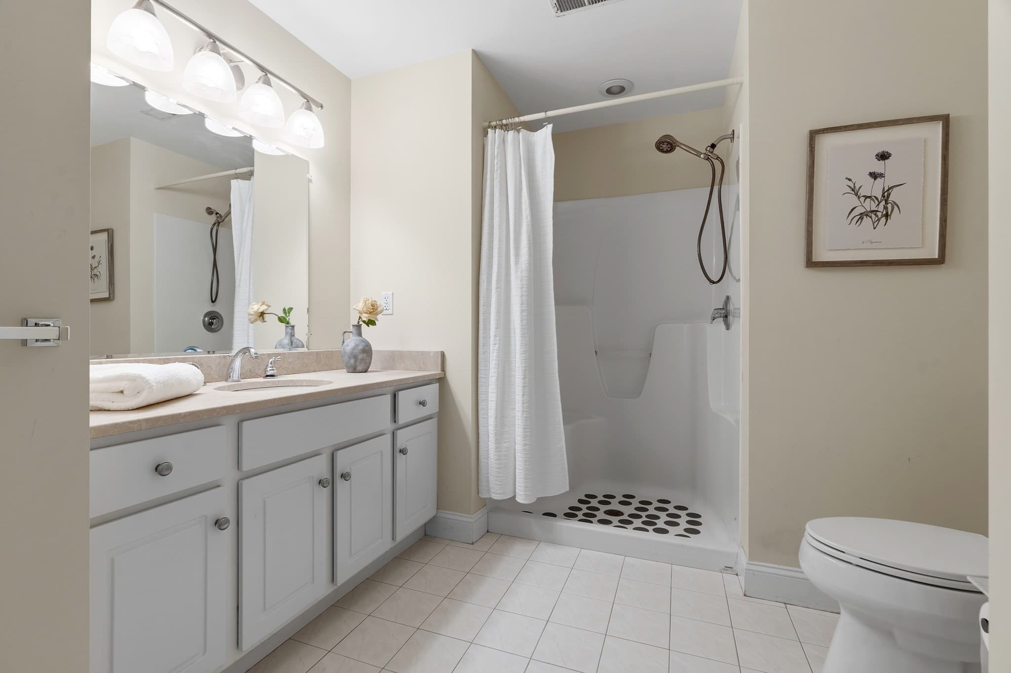 Condominium at 120 Wyllis Ave # 310, Everett MA 02149, Everett, photo 15 of 27