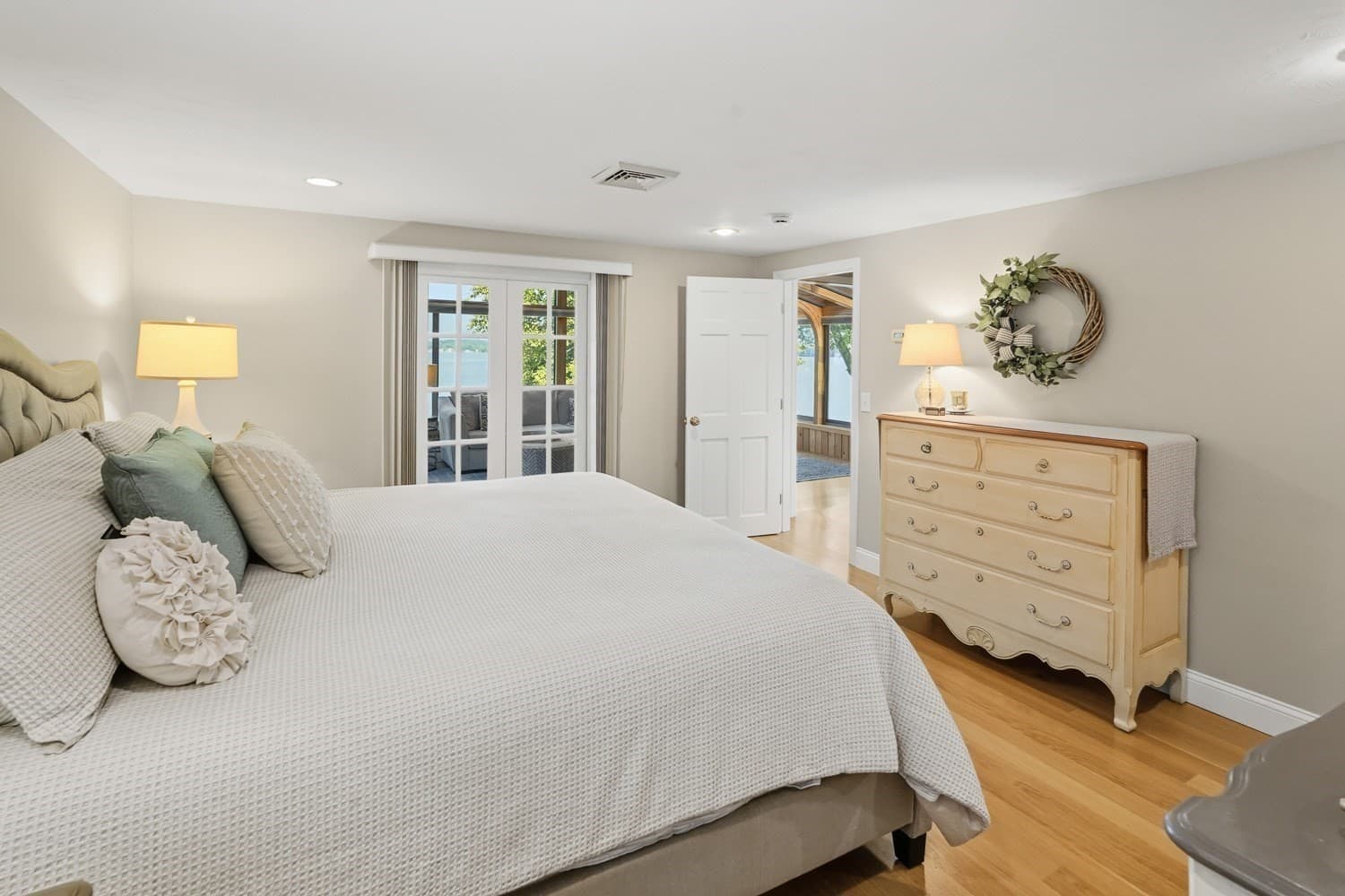 Single Family Residence at 86 Bates Point Rd, Webster MA 01570, Webster, photo 15 of 42