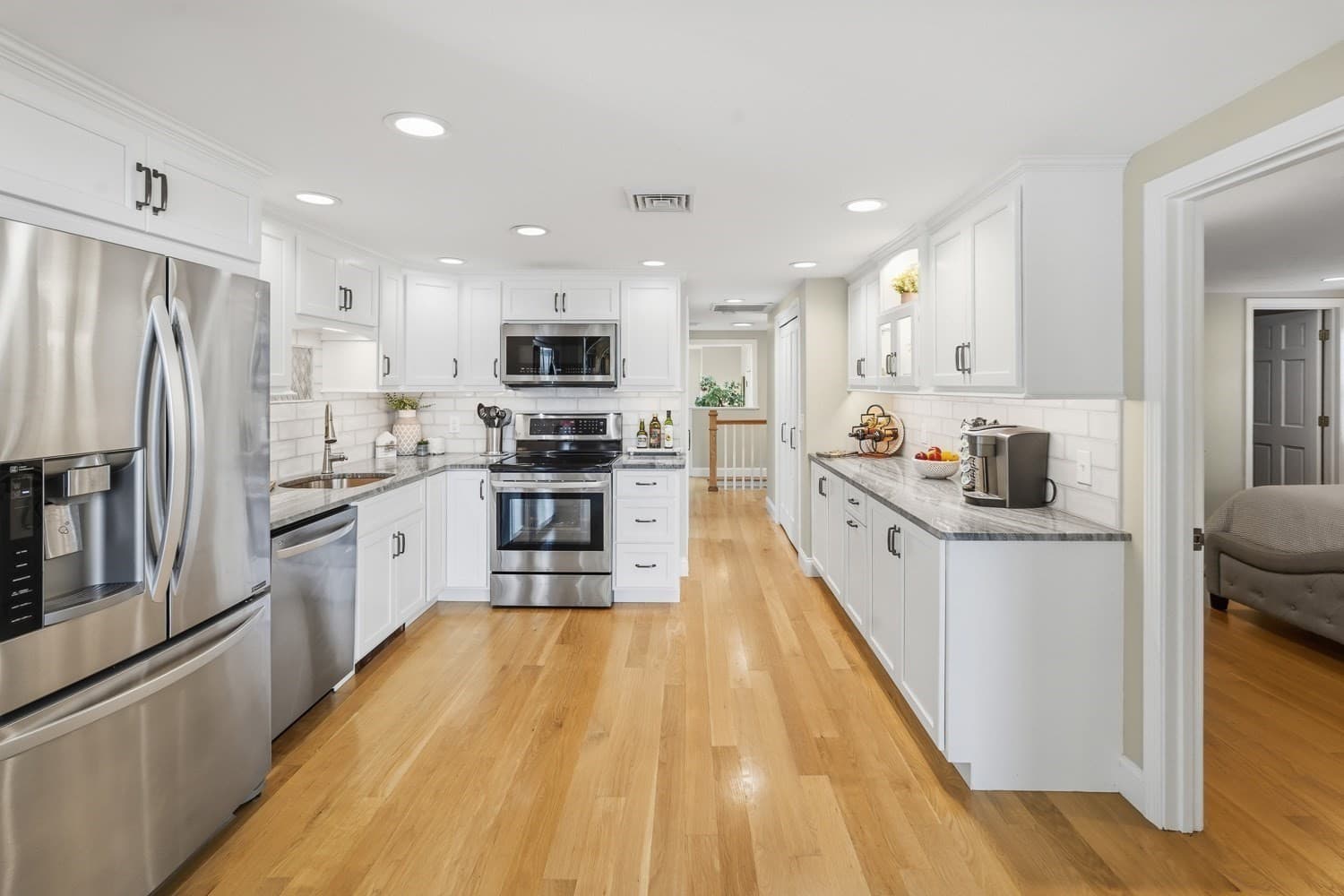 Single Family Residence at 86 Bates Point Rd, Webster MA 01570, Webster, photo 8 of 42