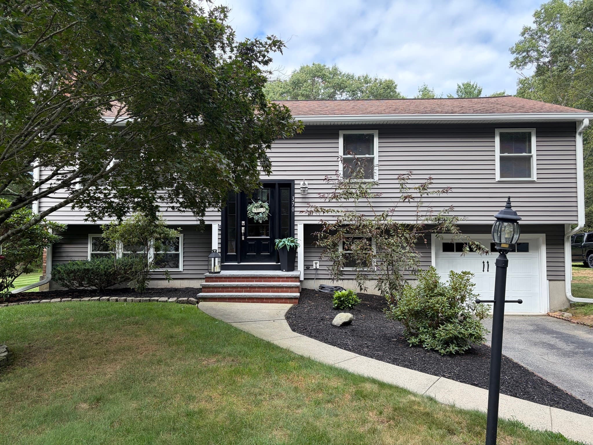370 Forest Street, Dighton MA 02764