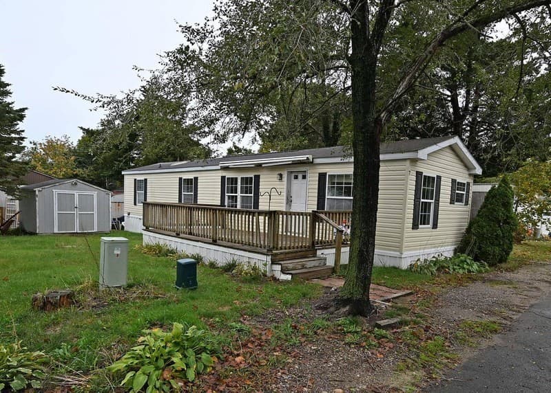 Mobile Home at 7 First Avenue, Bourne MA 02559, photo 2 of 14
