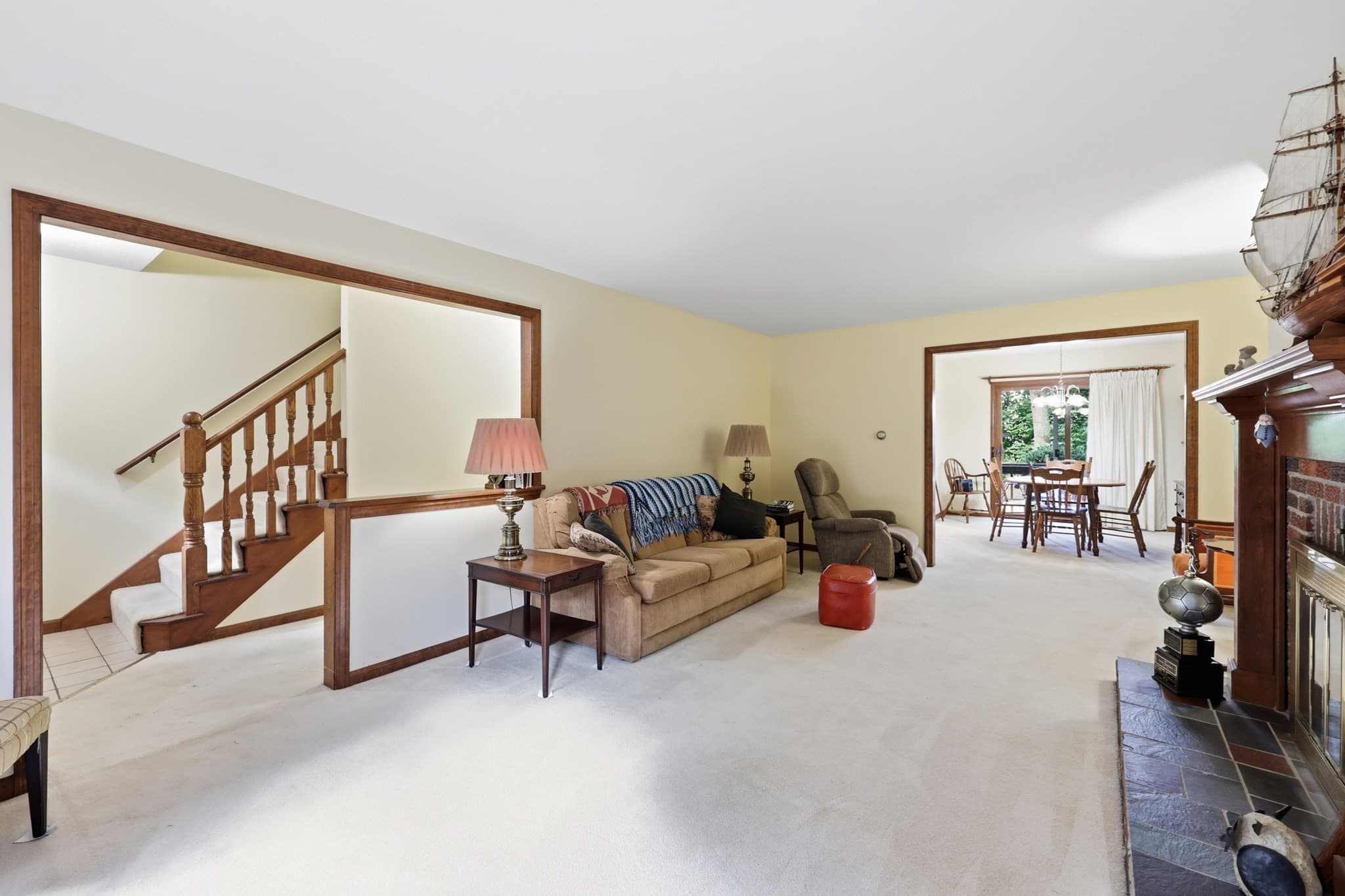 Condominium at 3 Castle Hill Rd, Agawam MA 01001, Agawam, photo 6 of 41