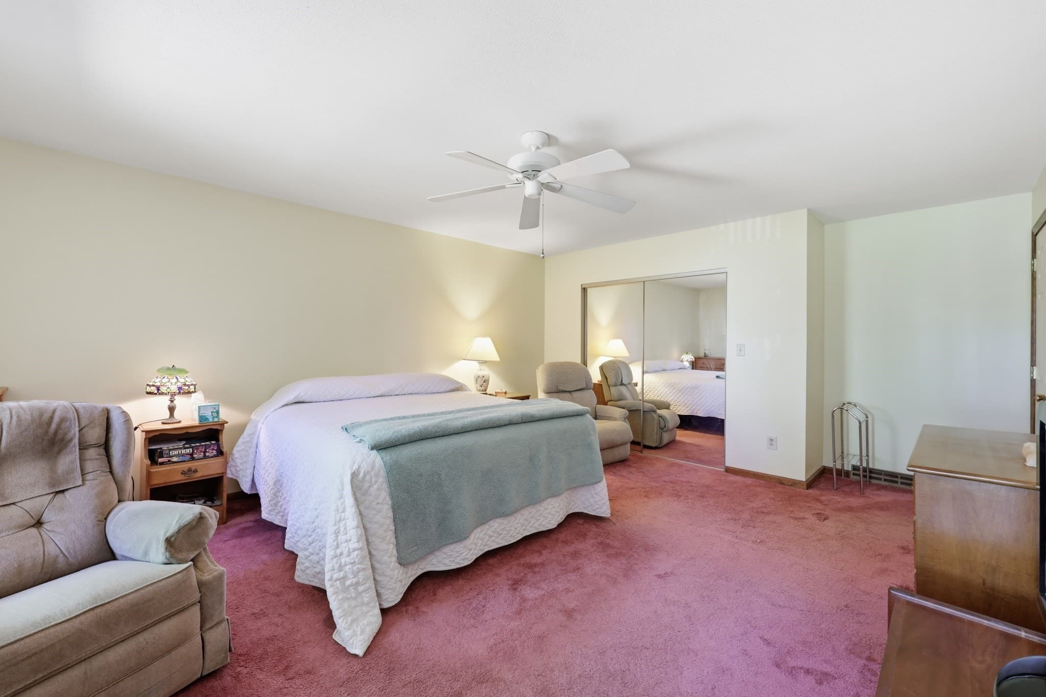 Condominium at 3 Castle Hill Rd, Agawam MA 01001, Agawam, photo 19 of 41