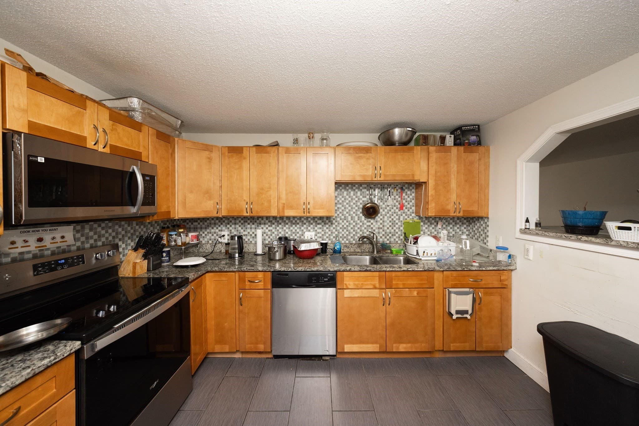 Condominium at 10 Wrentham Rd # 102, Worcester MA 01602, Worcester, photo 9 of 40