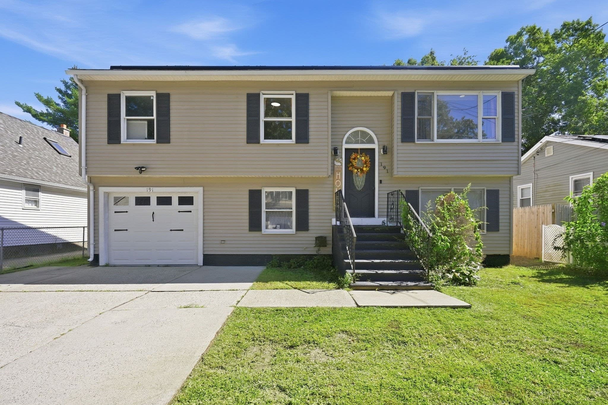 191 Lamont St, Springfield MA 01119