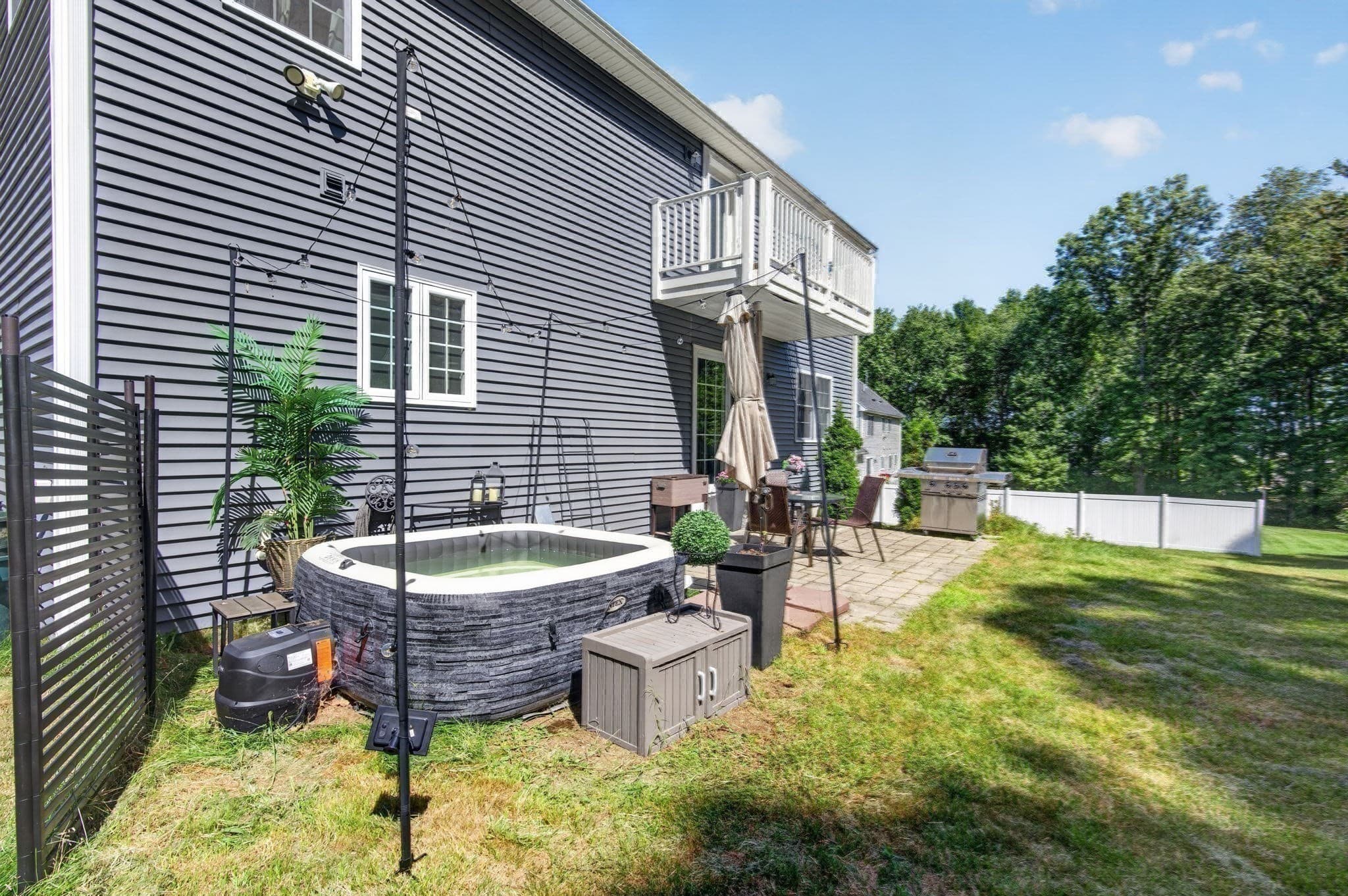 Single Family Residence at 94 Snow Rd, Haverhill MA 01832, Haverhill, photo 32 of 38
