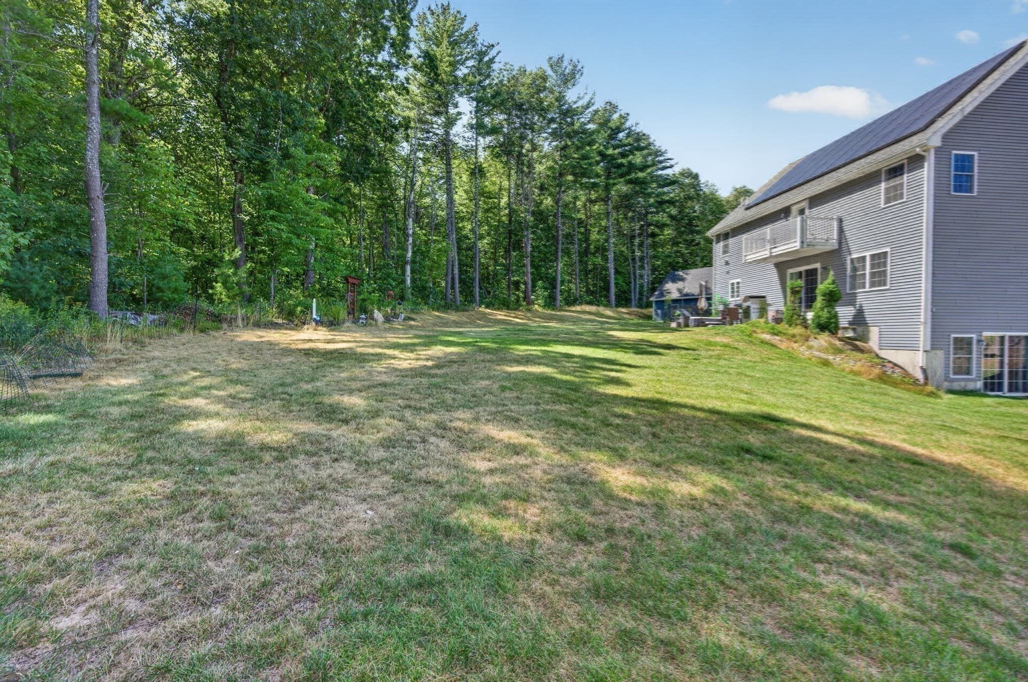 Single Family Residence at 94 Snow Rd, Haverhill MA 01832, Haverhill, photo 28 of 38