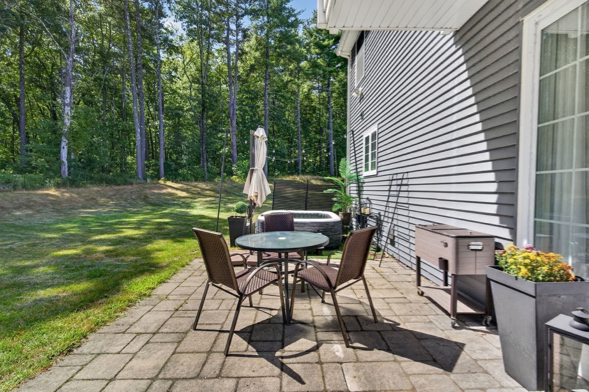 Single Family Residence at 94 Snow Rd, Haverhill MA 01832, Haverhill, photo 31 of 38