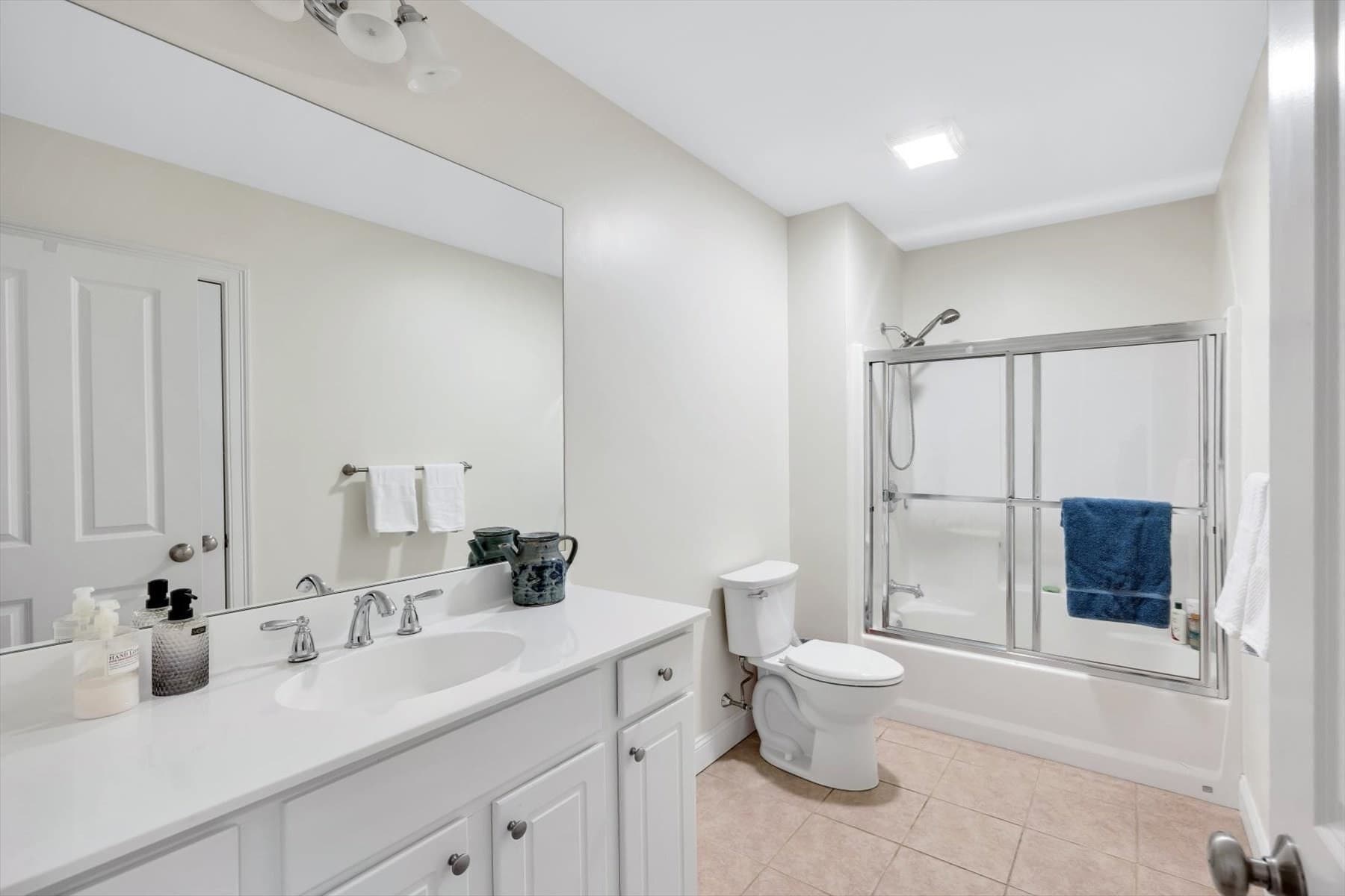 Single Family Residence at 15 Red Cedar Cir, Falmouth MA 02536, Falmouth, photo 20 of 30