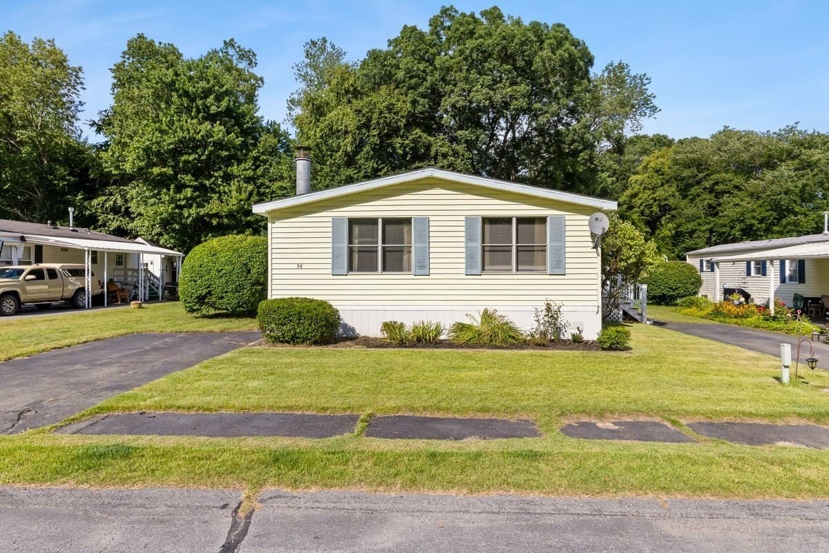 Mobile Home at 36 Friendship Dr, West Bridgewater MA 02379, photo 3 of 29