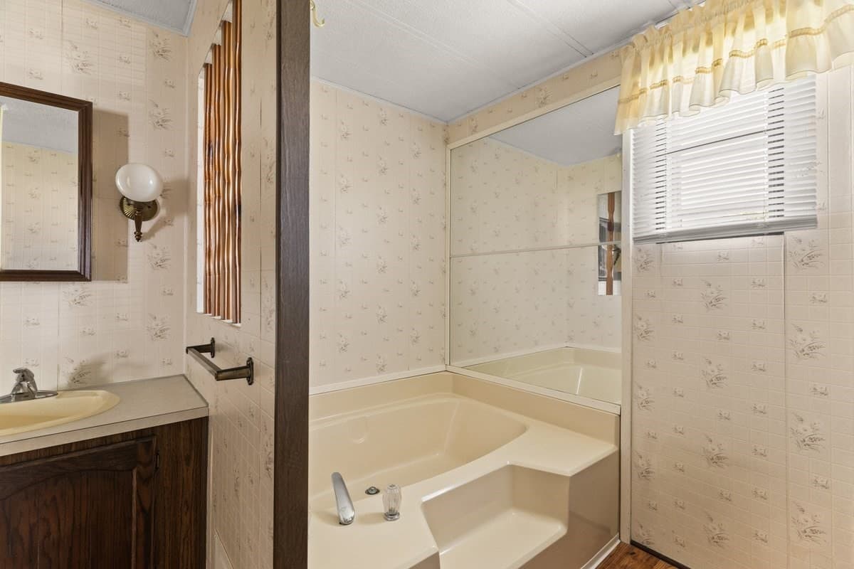 Mobile Home at 36 Friendship Dr, West Bridgewater MA 02379, photo 28 of 29